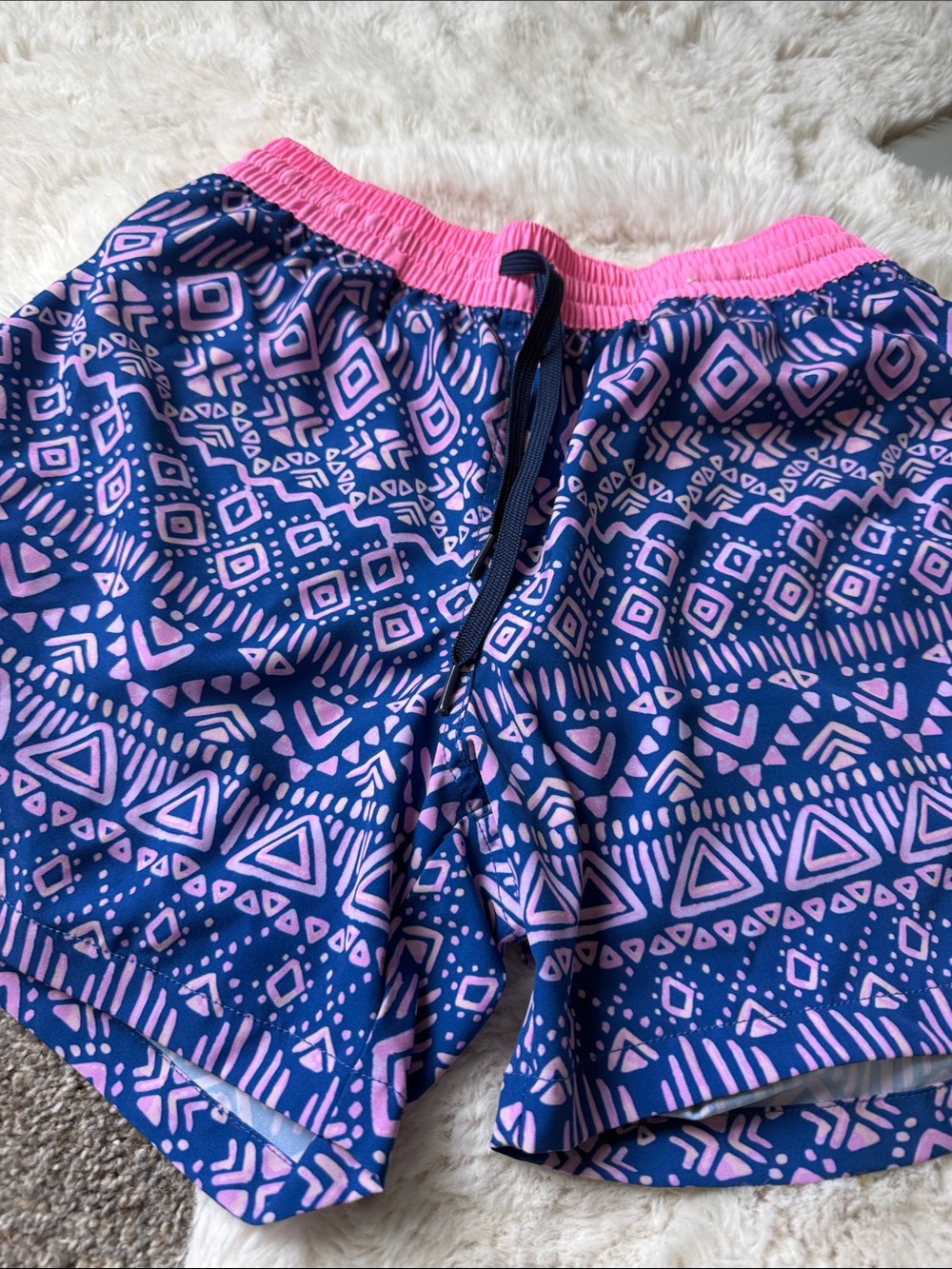 chubbies Navy Blue & Pink Geometric Athletic Shorts